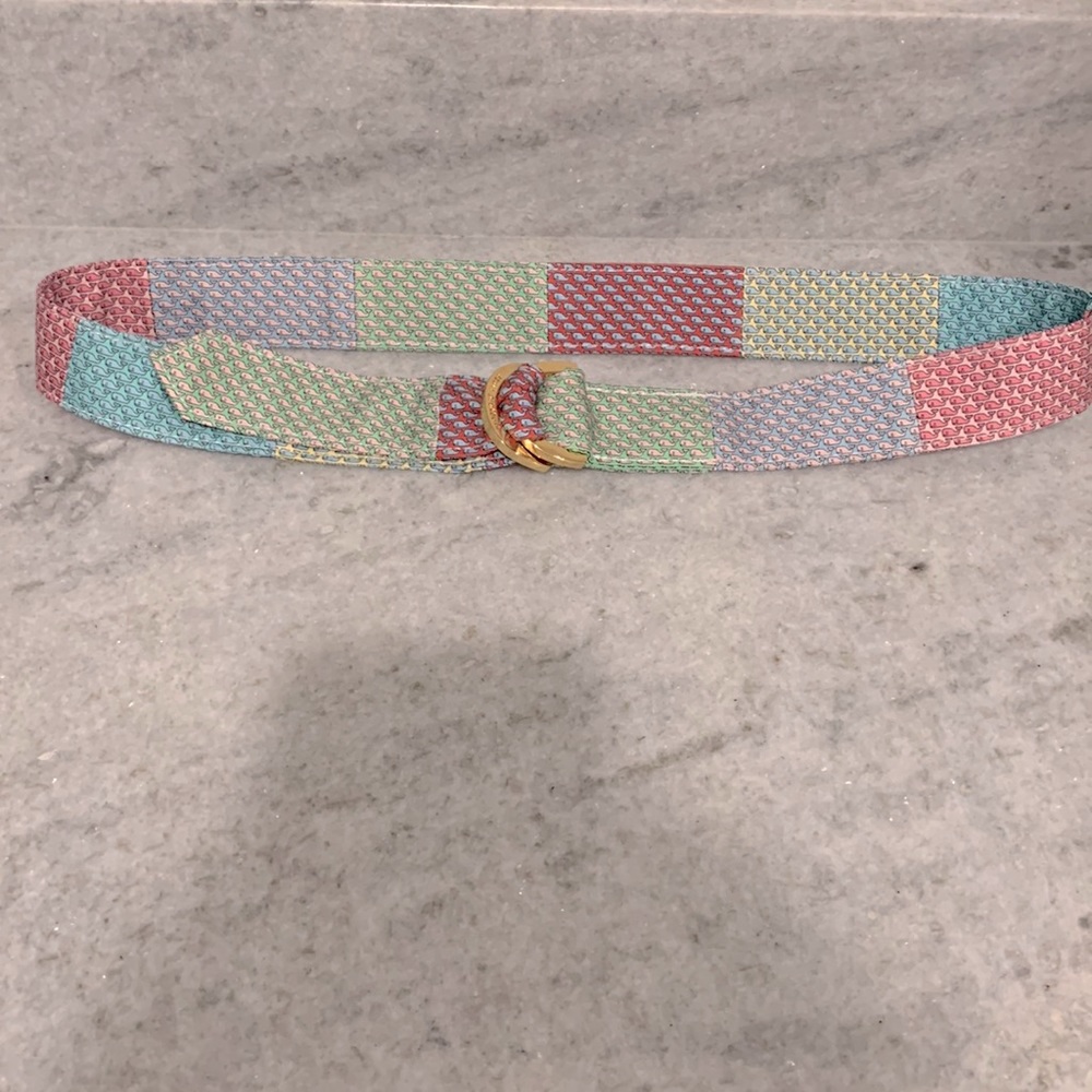 Vineyard Vines patchwork cotton belt.